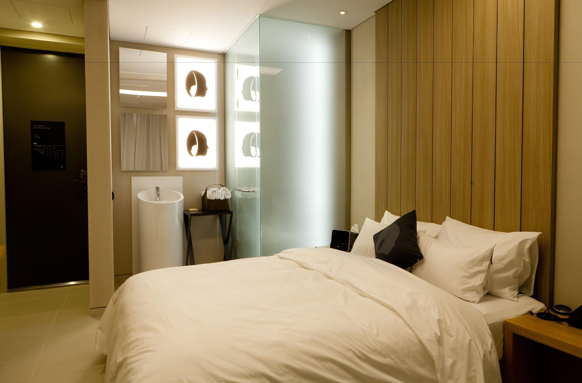 Hotel The Designers Hongdae Seoul Exterior photo