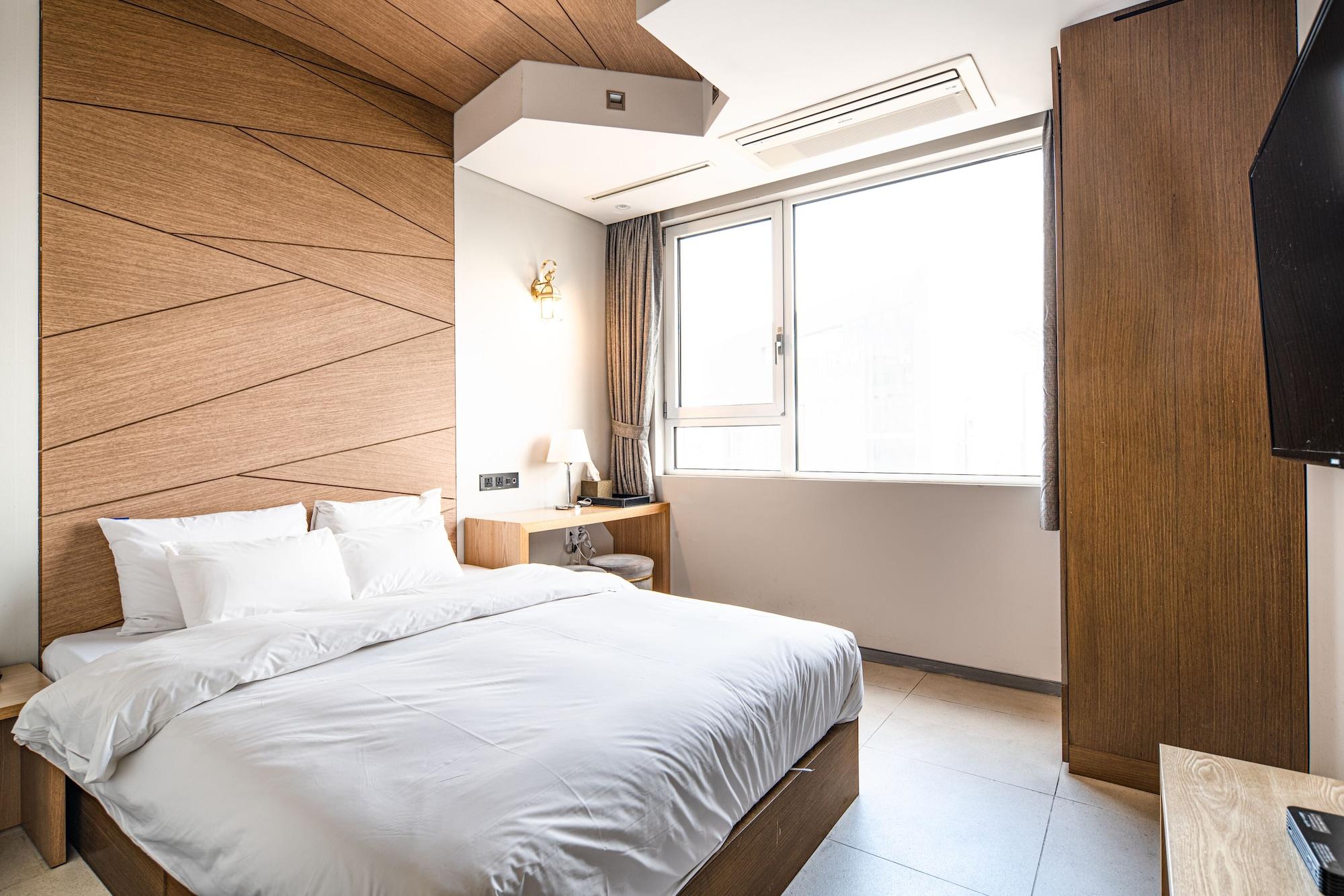 Hotel The Designers Hongdae Seoul Exterior photo