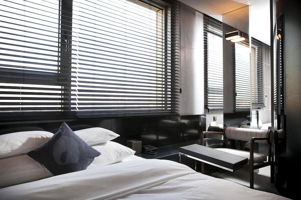 Hotel The Designers Hongdae Seoul Exterior photo
