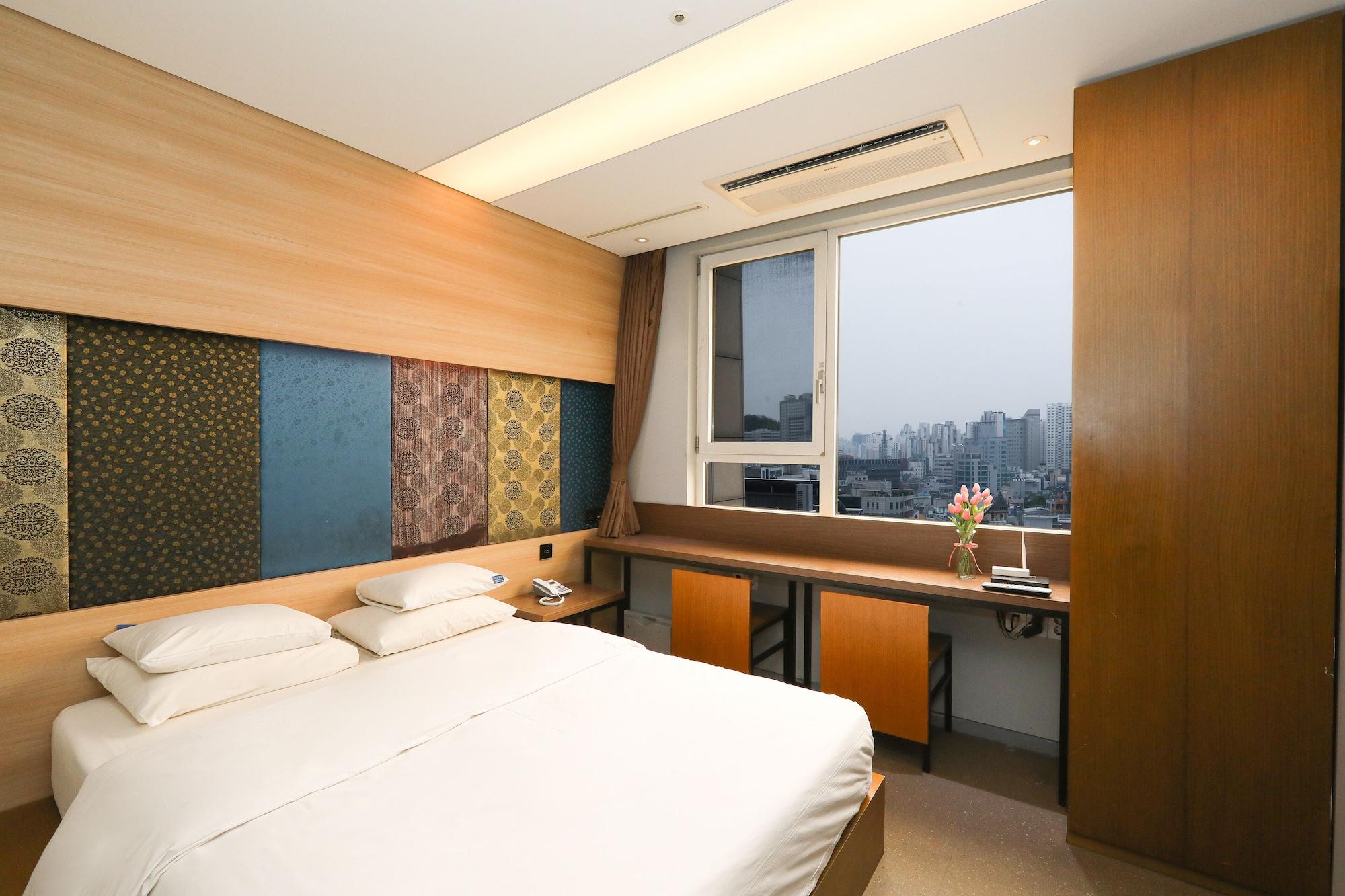 Hotel The Designers Hongdae Seoul Exterior photo