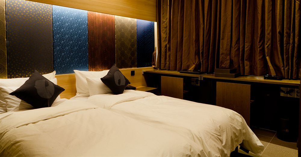 Hotel The Designers Hongdae Seoul Exterior photo